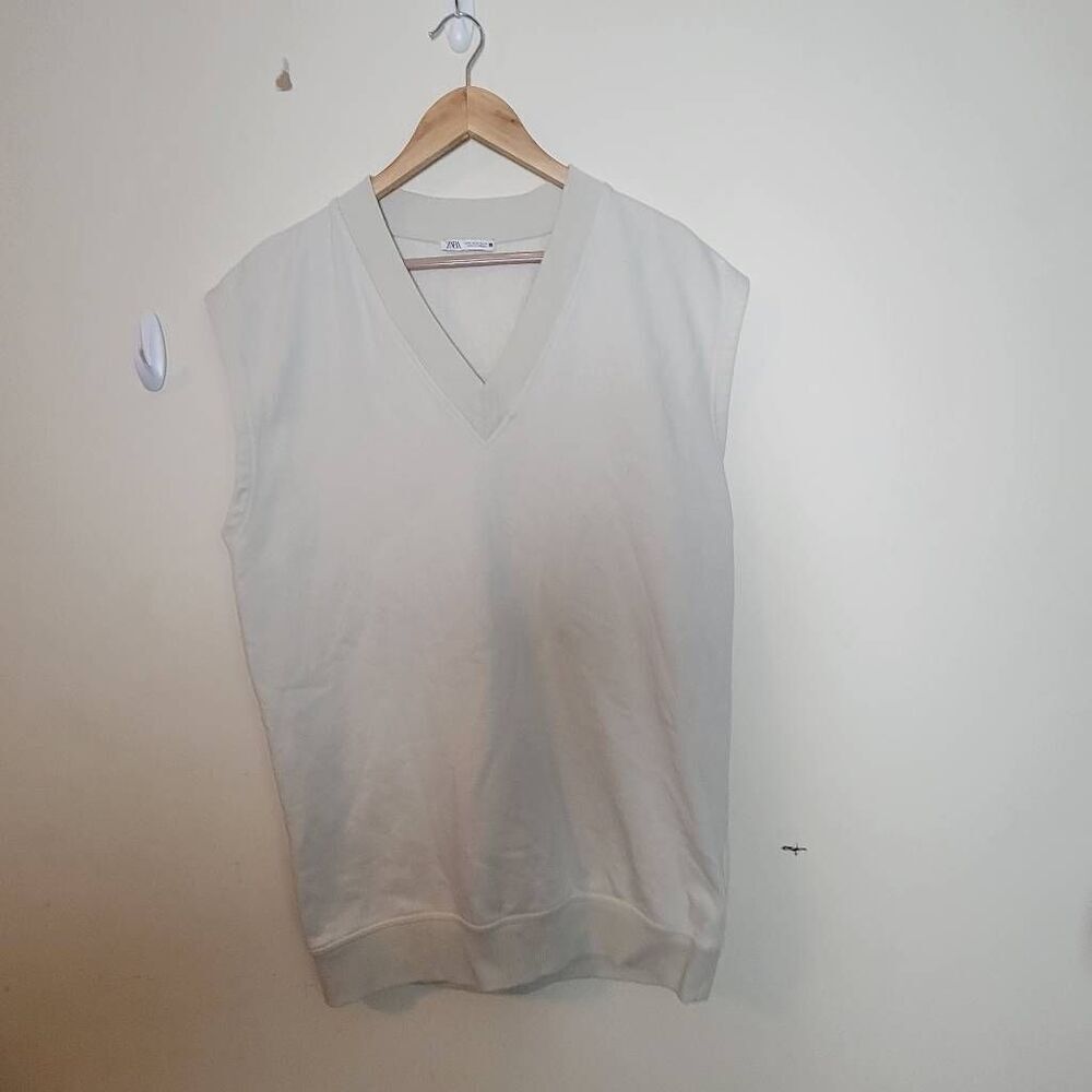 Zara Men's Oversized Vest V neck Cream Neutral Sweatshirt Medium